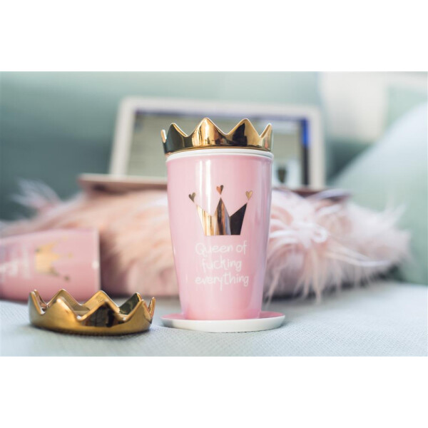 Mea Living Tasse mit Henkel "Queen of fucking everything" Fabrikverkauf