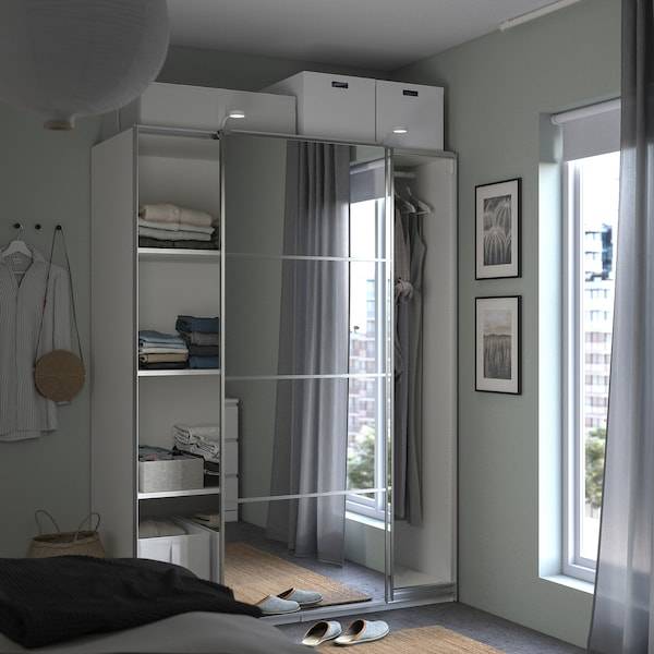 PAX / AULI Kleiderschrank mit Schiebetüren, weiß/Spiegelglas, im Angebot