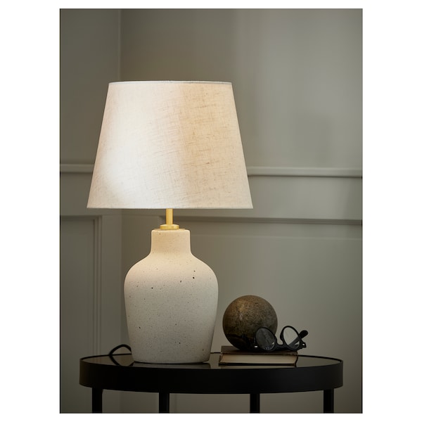 BLIDVÄDER Tischleuchte, elfenbeinweiß Keramik/beige, Große Rabatte