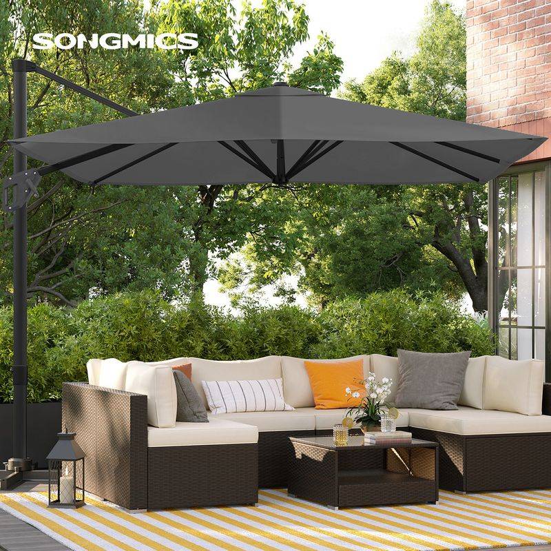 Songmics SONGMICS 360° drehbarer Sonnenschirm mit Kurbel und Ständer Kostenloser Versand international